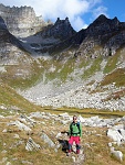 Francesco vuole una foto con le magnifiche guglie alle sue spalle !!